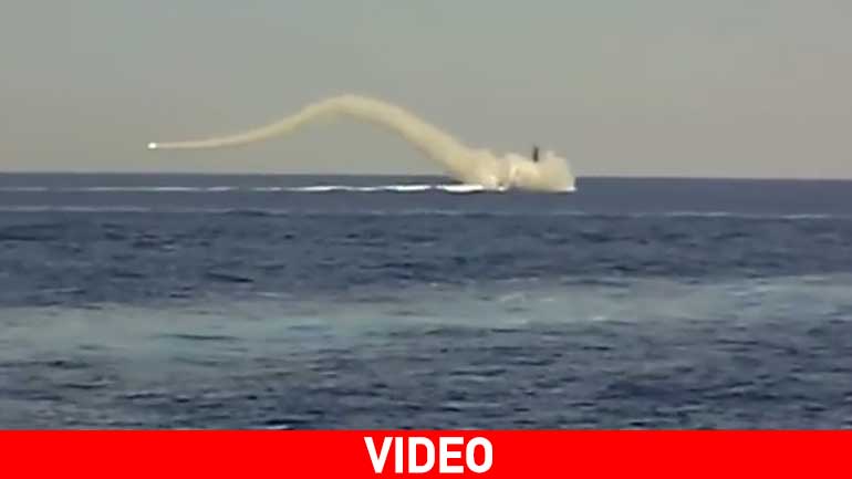 Εντυπωσιακή άσκηση στο Κρητικό πέλαγος-Βυθίστηκε σκάφος μετά από βολές του Πολεμικού Ναυτικού